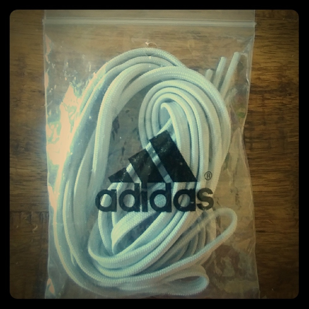 *ADIDAS* LIGHT GRAY SKINNY SHOE LACES 44.5" LONG